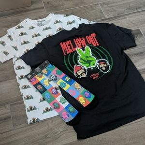 Men's LG Cheech & Chong bundle 2 T-shirts & Socks
